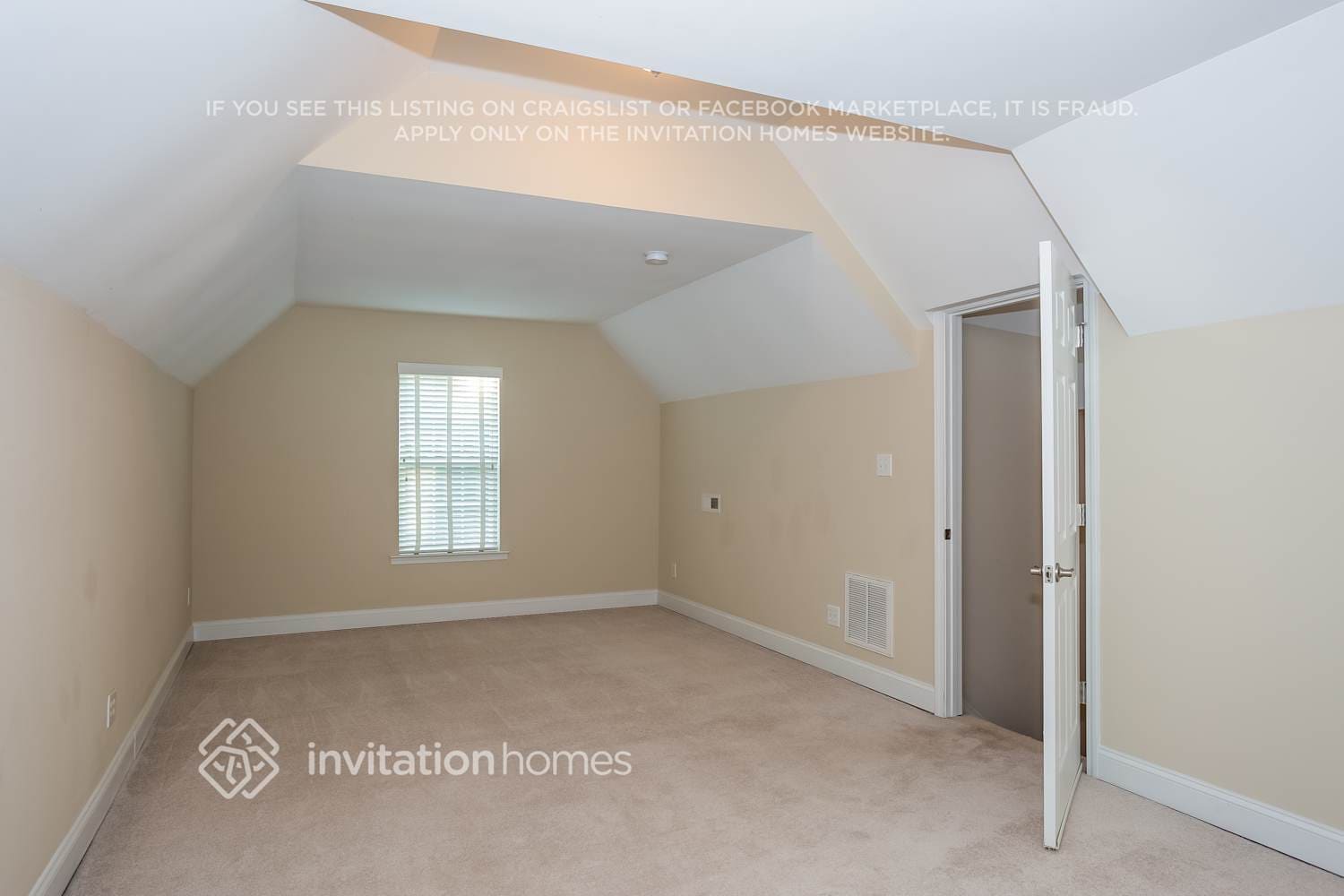 Building Photo - 119 Big Oak Ln