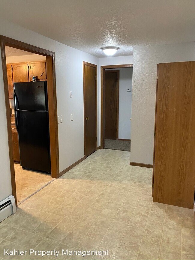 Building Photo - 3 br, 2 bath House - 607 Valley Drive