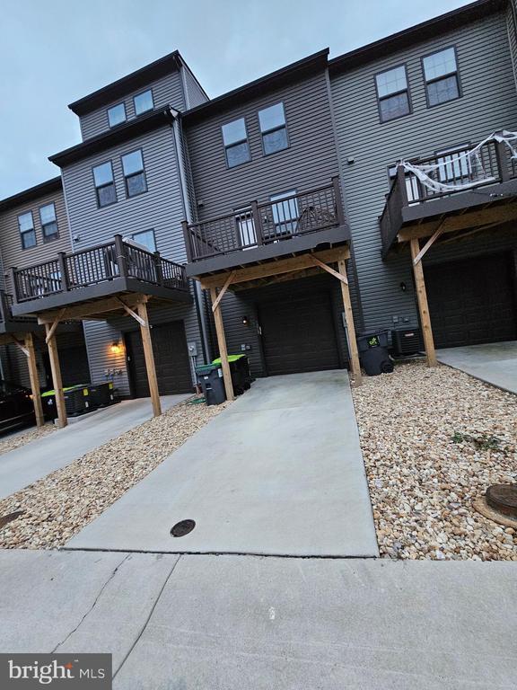 Building Photo - 1009 Rampart Dr