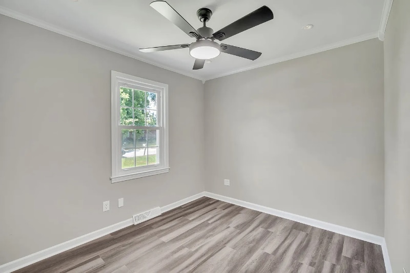 Building Photo - 120 Abbotsford Dr