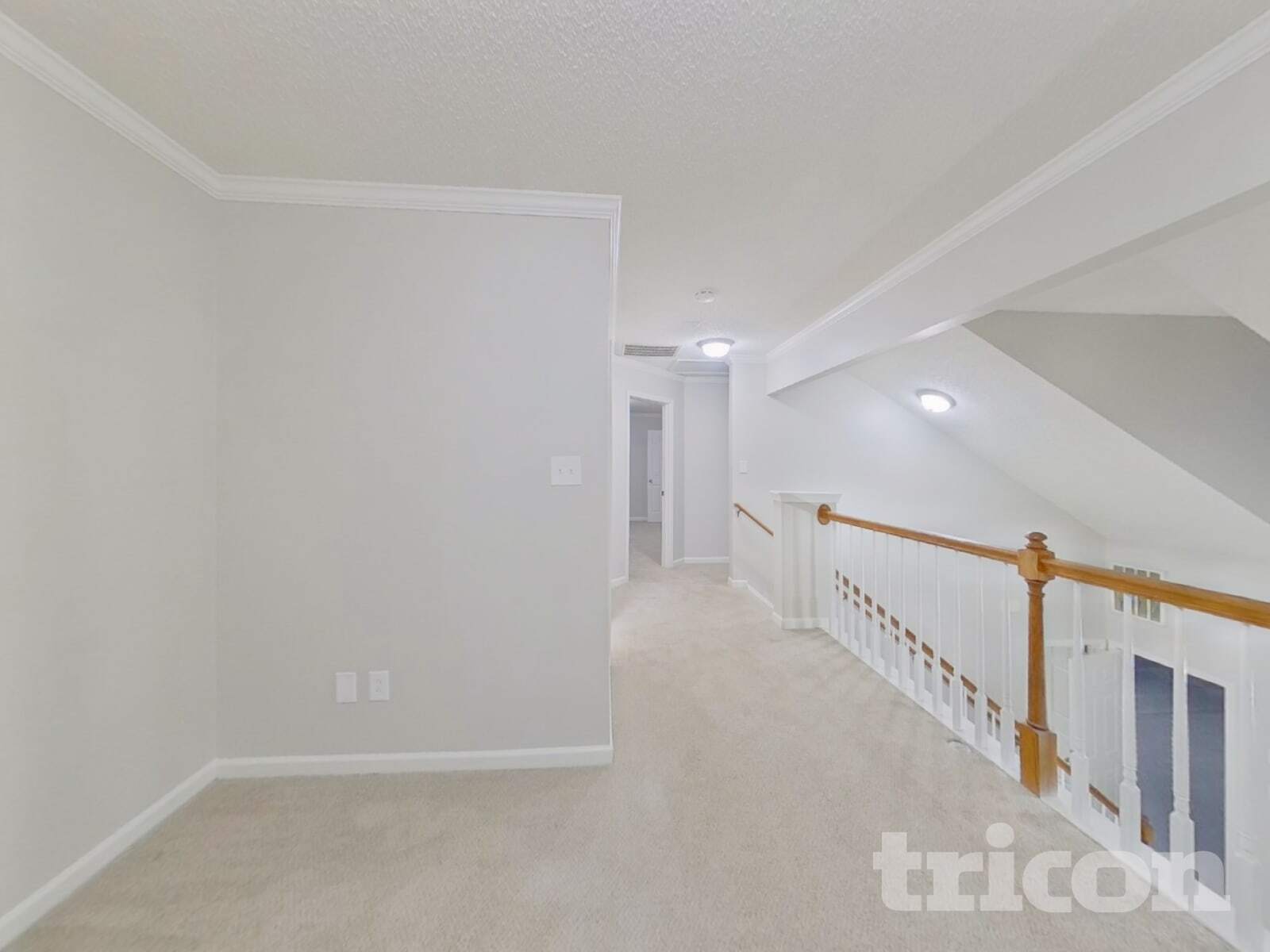 Building Photo - 149 Lantana Dr