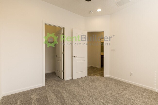 Building Photo - CALL US TODAY AT (505) 808-6467 TO SCHEDUL...