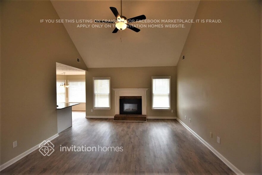 Building Photo - 5056 Hopeland Dr