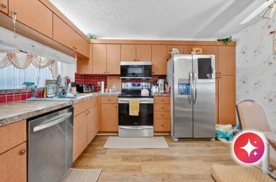 Building Photo - 4587 Carambola Cir S