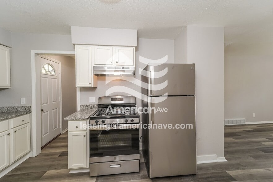 Building Photo - 1513 Geneva St