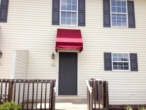 Building Photo - Condo with Garage for Lease