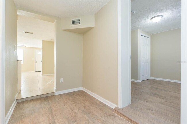 Building Photo - 4506 Grand Central Ave