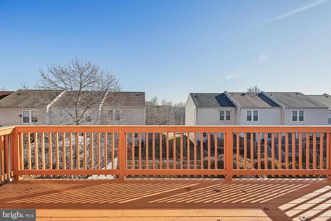 Building Photo - 5 Brantwood Ct
