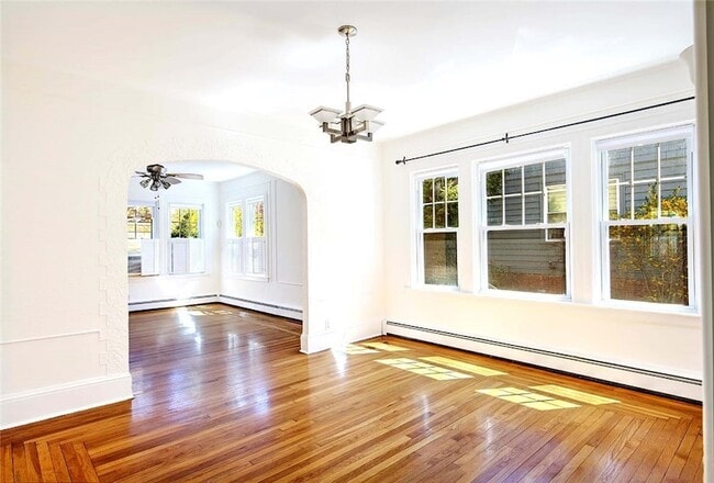 Building Photo - 91 4th St