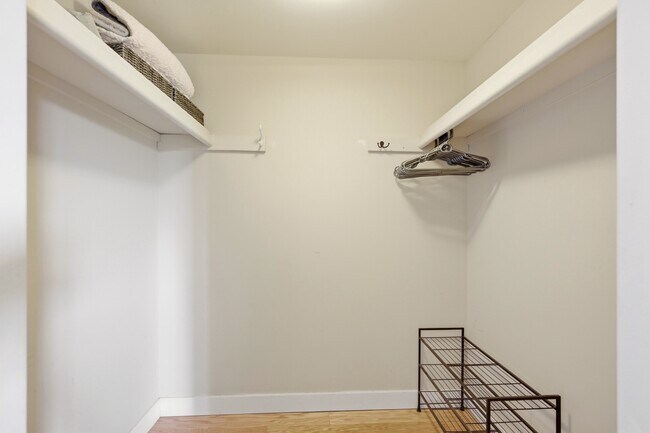 Building Photo - 400 S Lafayette St