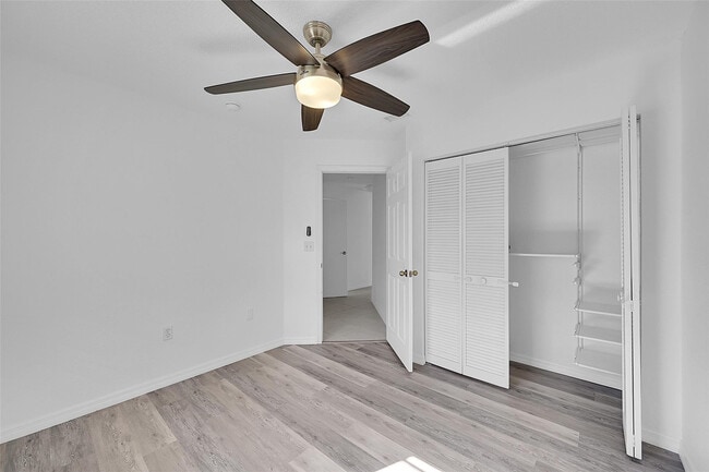 Building Photo - 5361 NW 90th Ave