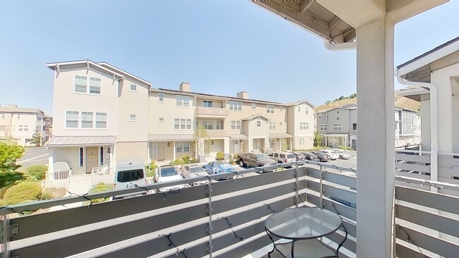 Building Photo - 2bd/2ba Townhome in Vineyard Village HOA