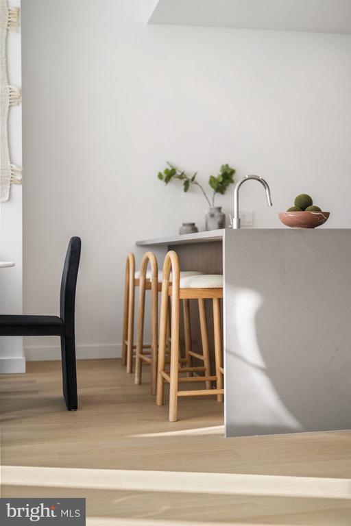 Building Photo - 210 S 12th St