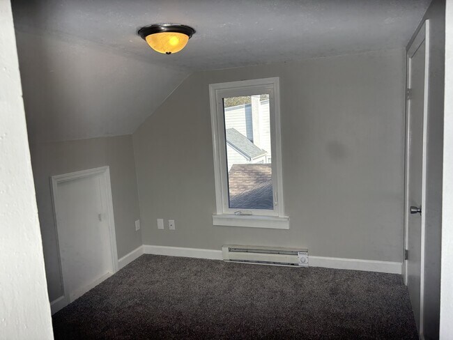 Building Photo - 2220 S 1st Ave