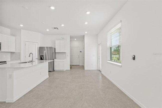 Building Photo - 13161 Stillmont Pl