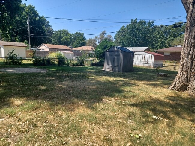 Building Photo - Lovely 3 bedroom / 1 bath home on Northwest side