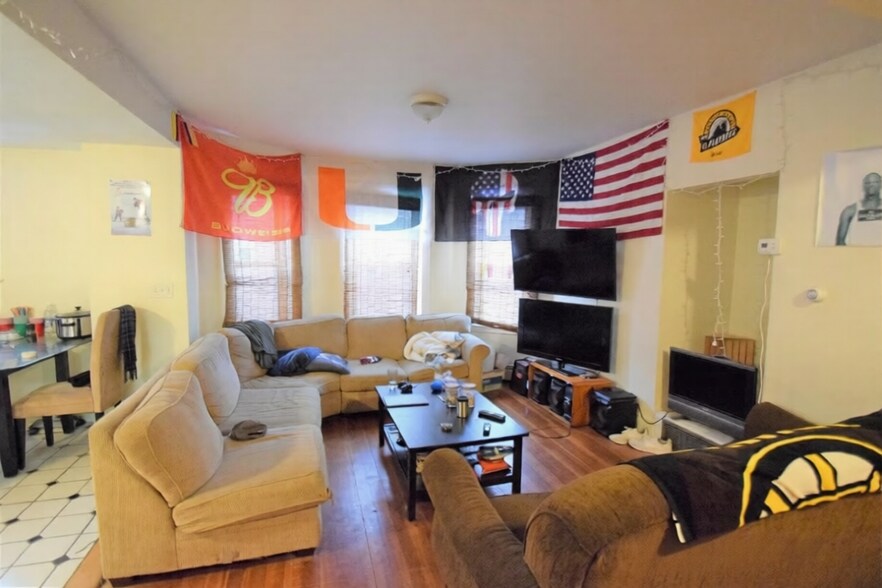 Building Photo - 505 Washington St