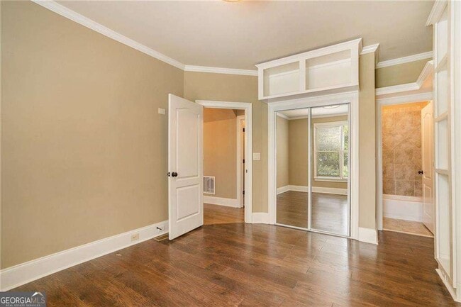 Building Photo - 2317 Crimson King Dr