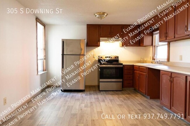 Building Photo - 305 S Downing St