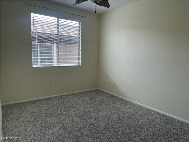 Building Photo - 5530 Spiceberry Dr