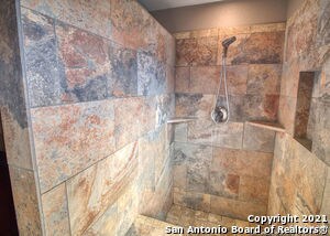 Building Photo - 25503 Little Brook