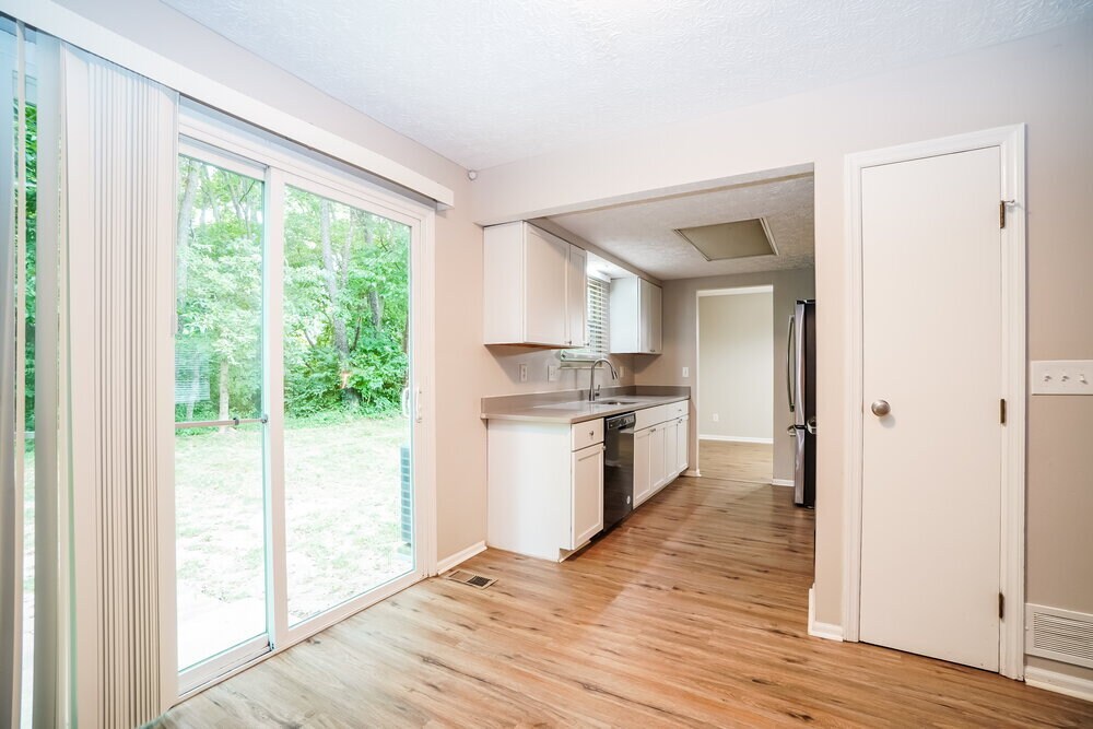 Building Photo - 442 Rambling Brook Dr