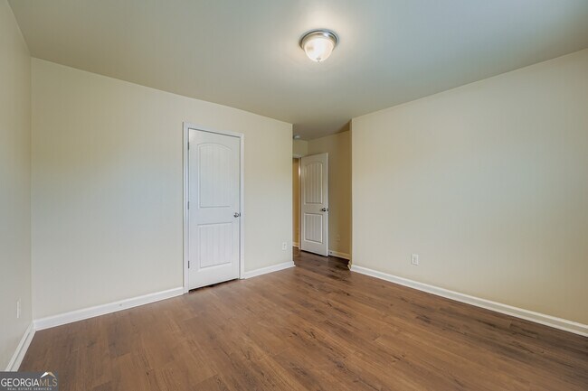 Building Photo - 1123 Easley Ct SE