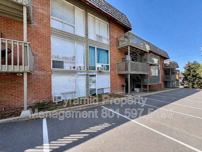 Building Photo - Sunset View Apartments