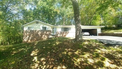 Building Photo - 100 Morningside Dr