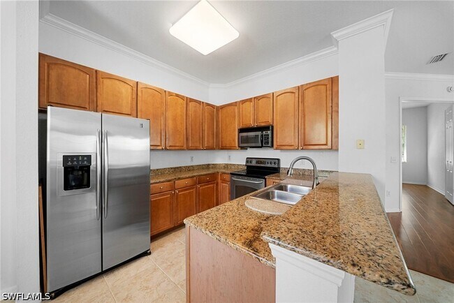 Building Photo - 970 Peggy Cir