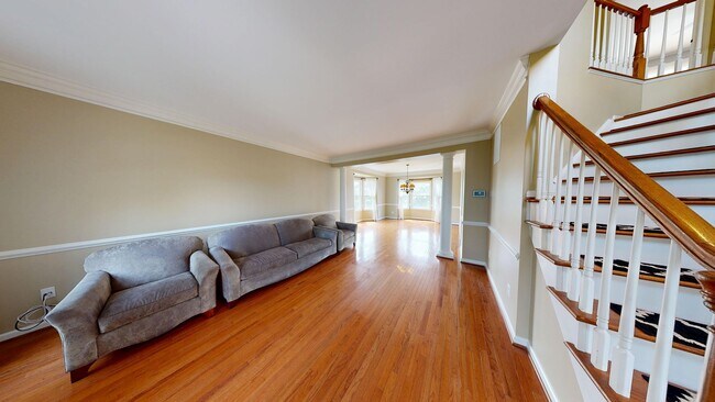 Building Photo - 43799 Abbott Pl