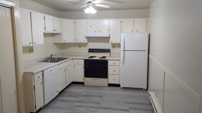 Building Photo - 505 Chestnut St