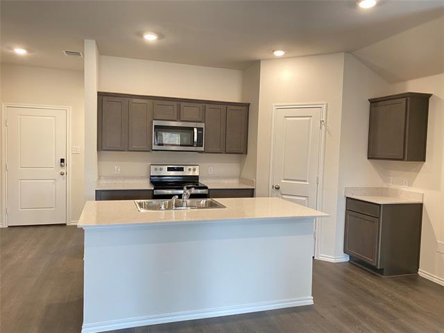 Building Photo - 3126 Channing Dr