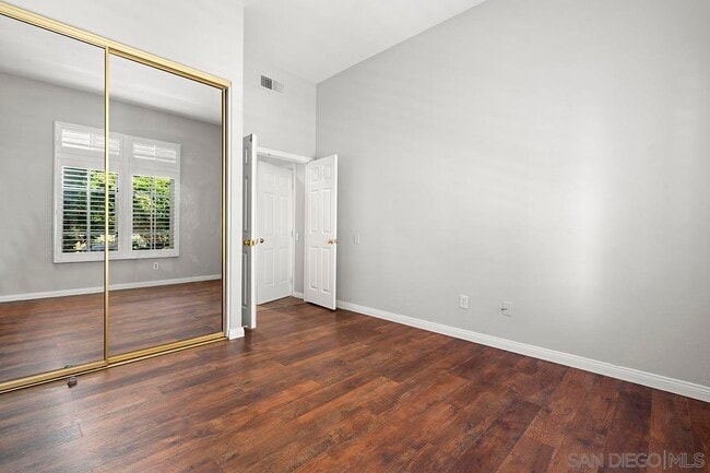 Building Photo - 4485 Sunset Bluffs Way