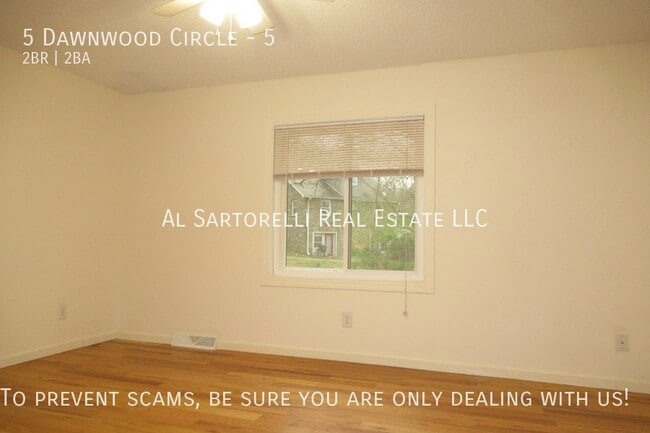 Building Photo - 5 Dawnwood Cir