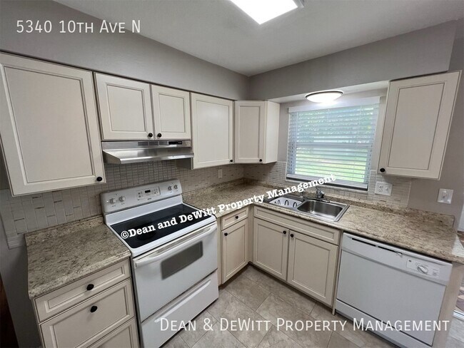 Building Photo - 5340 10th Ave N