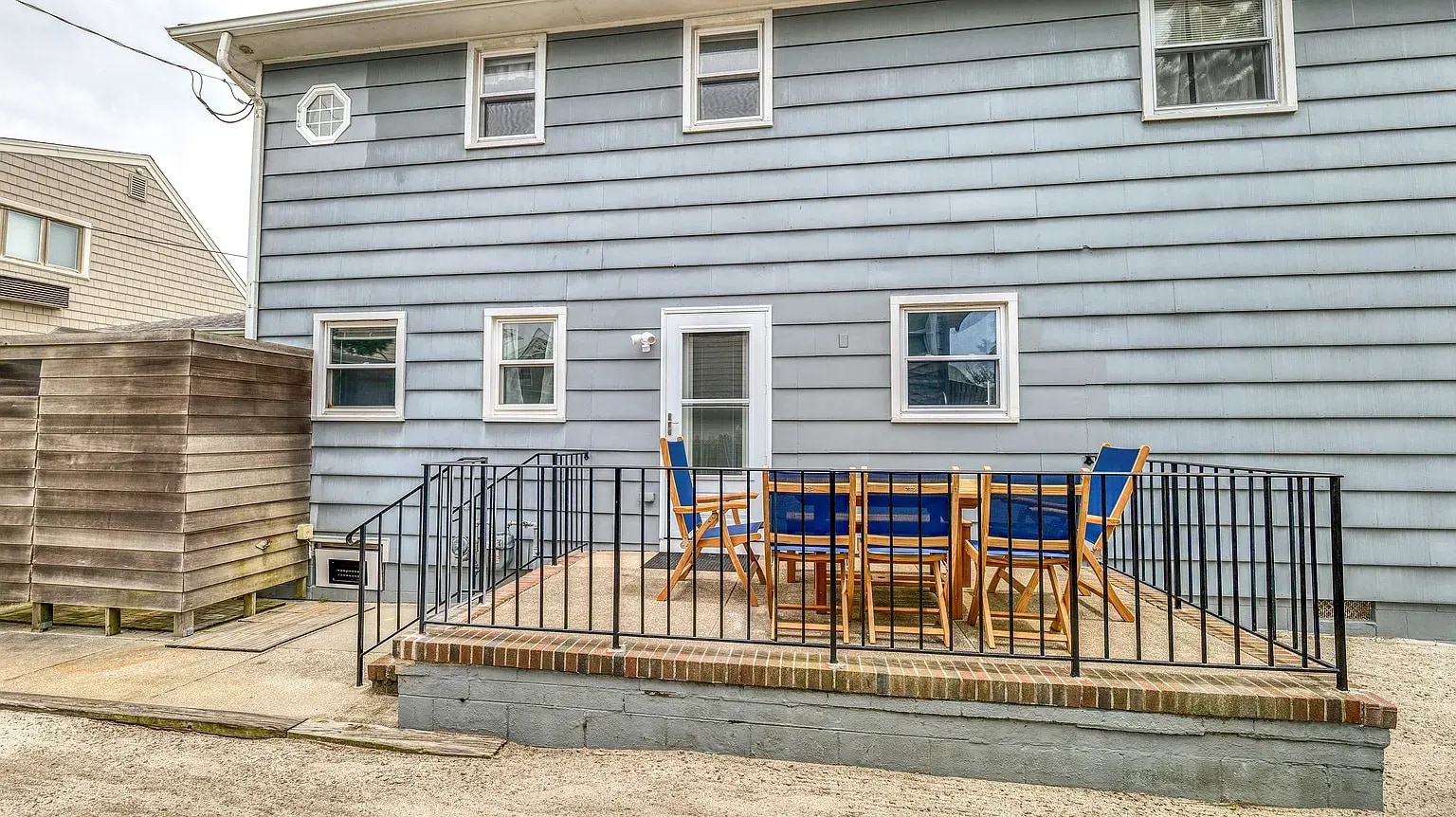 Building Photo - 108 S Newark Ave