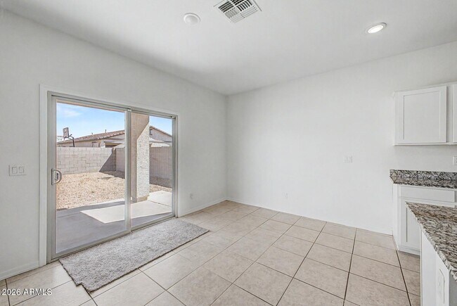 Building Photo - 35450 W Santa Clara Ave