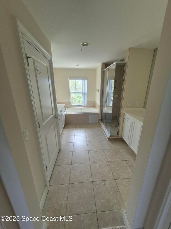 Building Photo - 890 Vignoles Ave NE