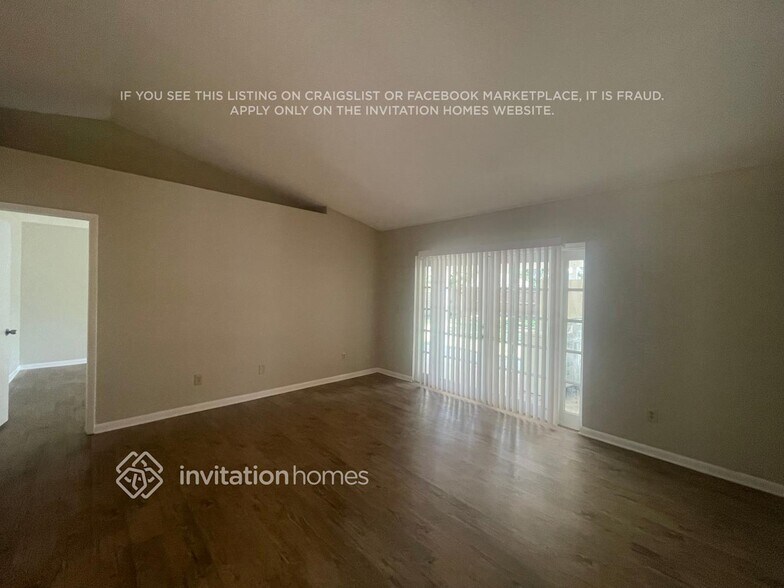 Building Photo - 10410 Tara Dr