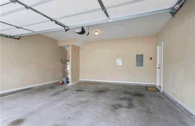 Building Photo - 1251 Rockfield Cir