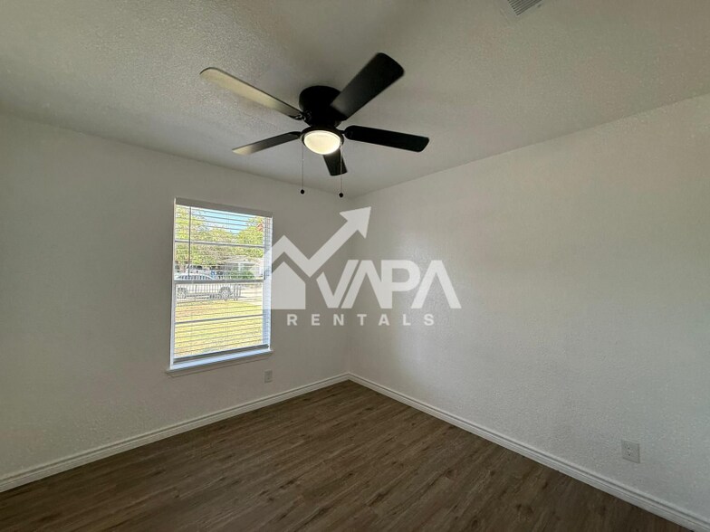 Building Photo - 311 Bertetti Dr