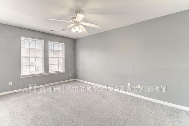 Building Photo - 502 Shortfin Dr