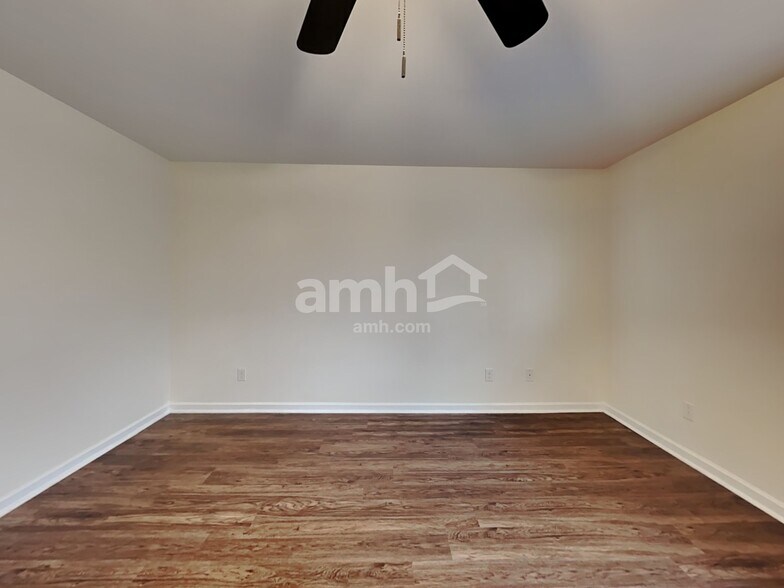 Building Photo - 155 Slaters Drive