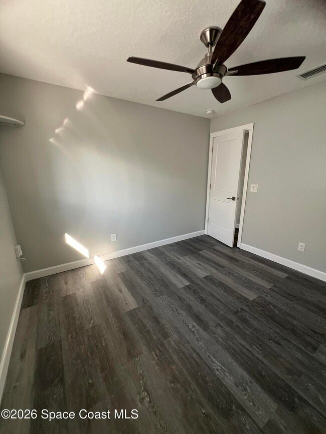 Building Photo - 1470 Morgan Dr