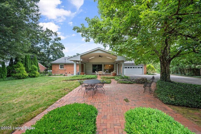 Building Photo - 2102 Northfield Dr