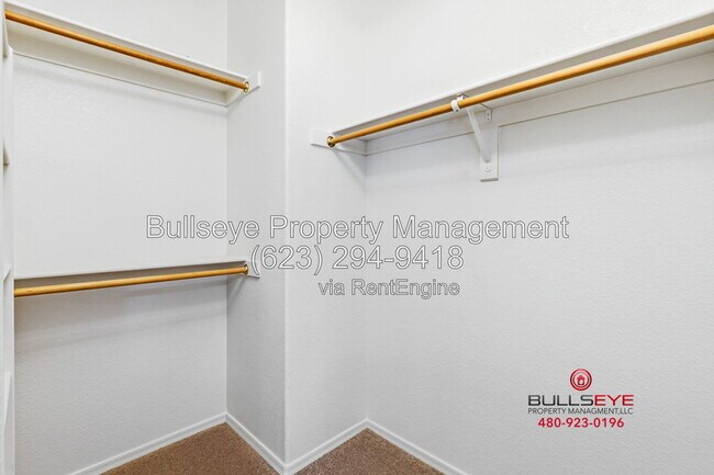Building Photo - 3736 E Woodside Way