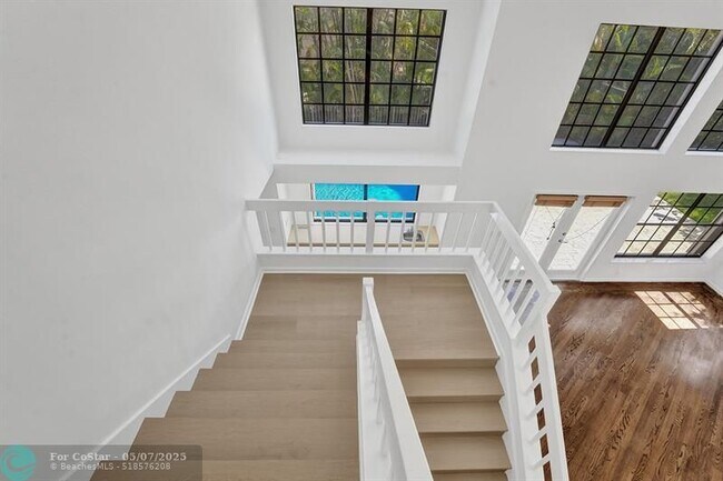 Building Photo - 2622 NW 49th St