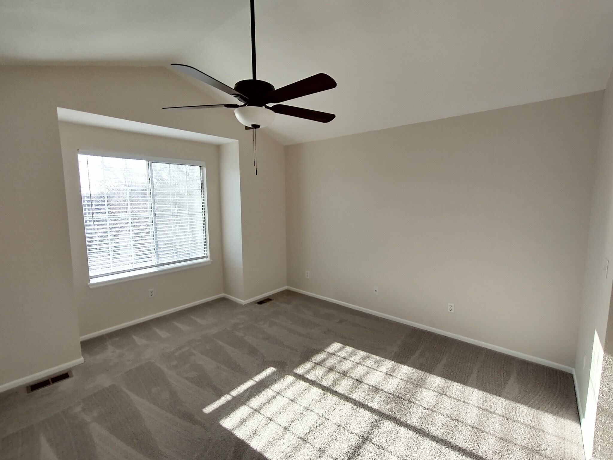 Master - 2225 Andrew Dr