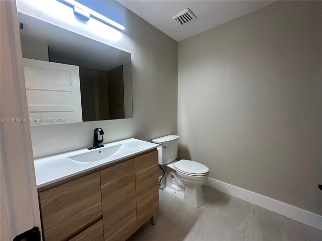 Building Photo - 14807 Balgowan Rd